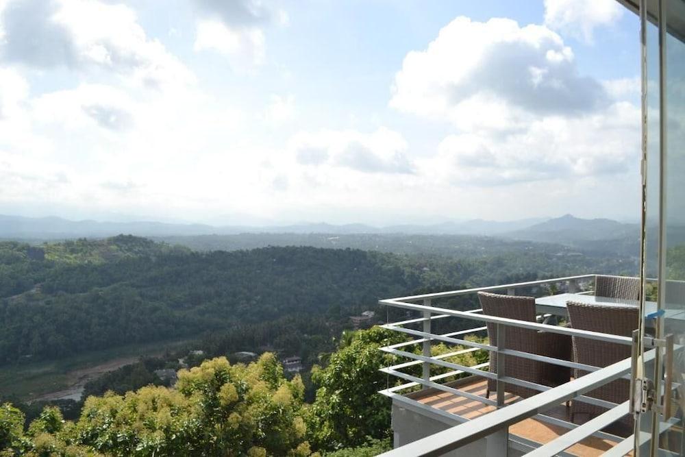 Sky Pavilion Kandy Eksteriør billede