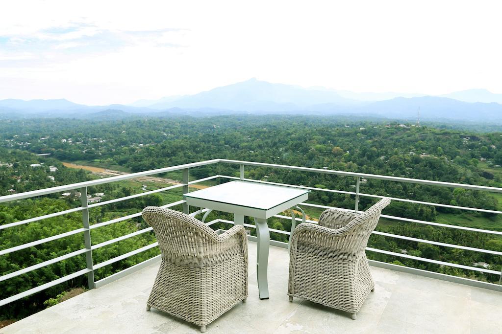 Sky Pavilion Kandy Eksteriør billede